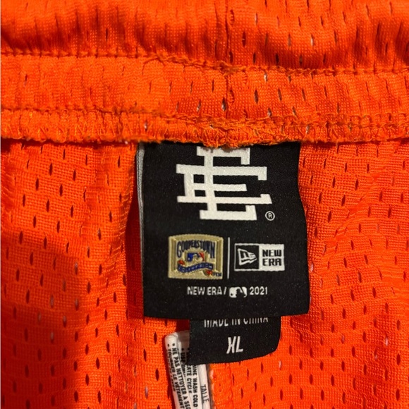 Eric Emanuel New Era Houston Astros EE Basic Shorts
Size xl - Picture 8 of 8